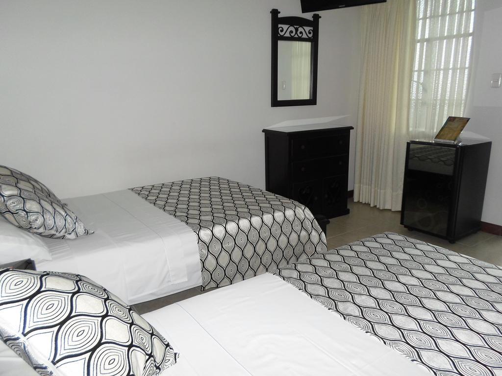 Hotel Colonial Pereira Zimmer foto